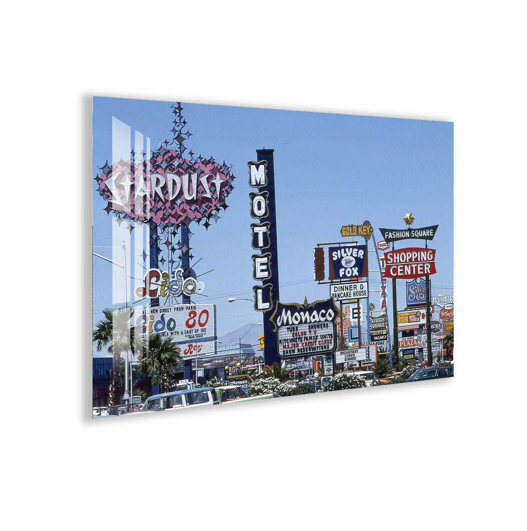 Las Vegas Vintage Signs Glass Wall Art – Retro Cityscape Poster for Modern Interiors