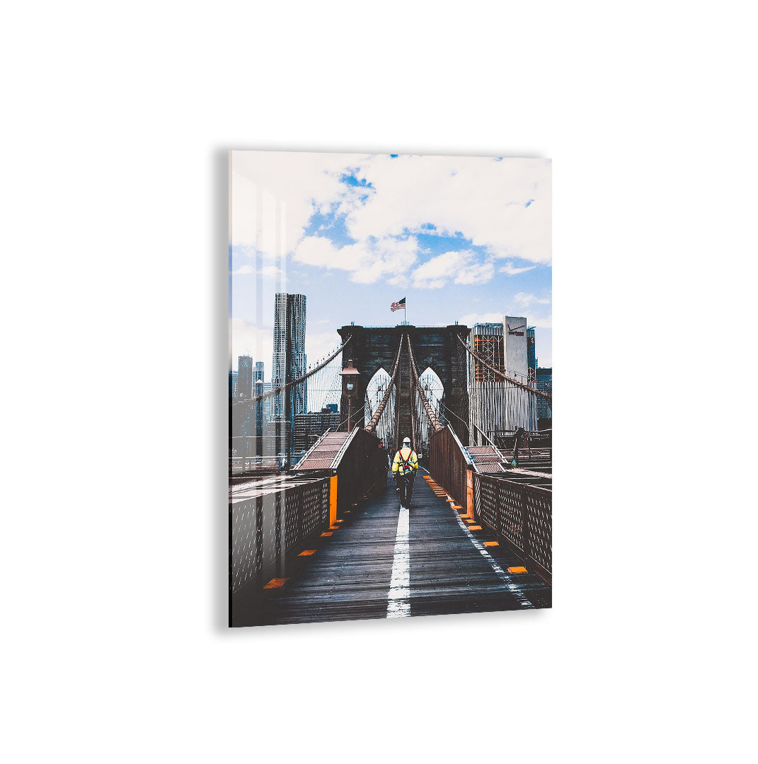 Brooklyn Bridge Glass Wall Art – Iconic New York Cityscape Poster for Modern Interiors