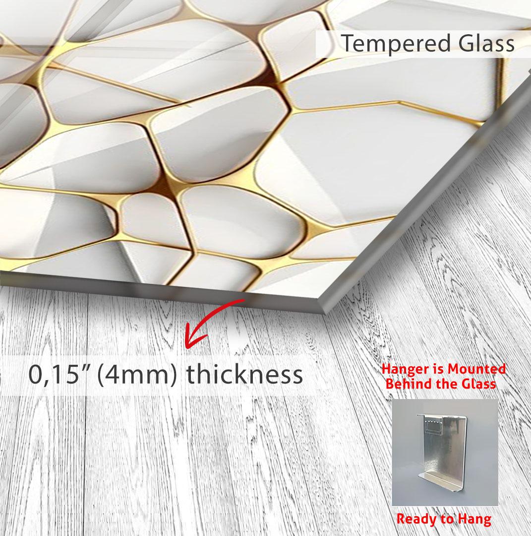 a glass surface with a geometric pattern, and there is a red arrow pointing to the thickness of the glass, which is 0.15 mm (4 mm) thick.