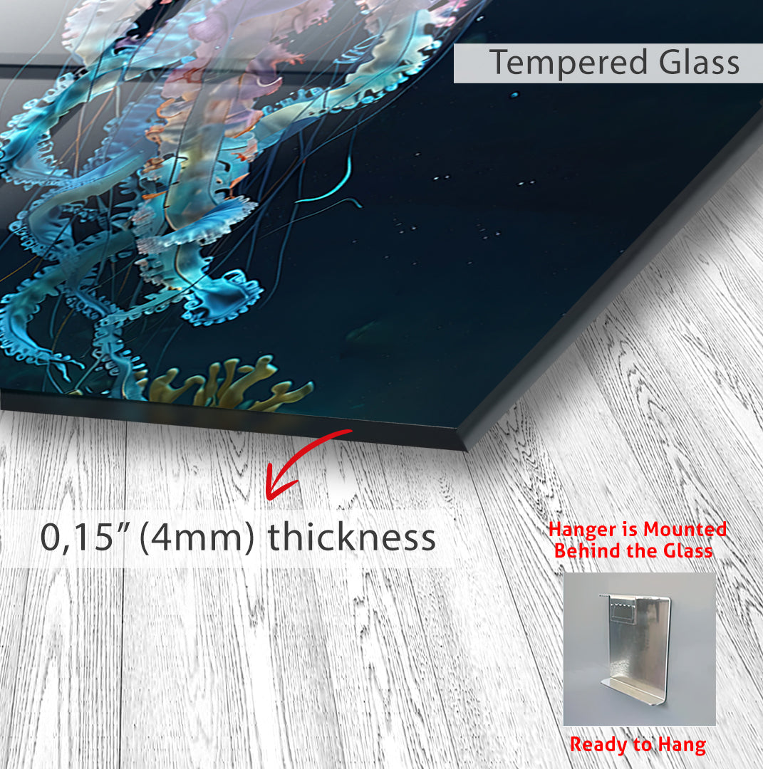 Glowing Jellyfish Glass Wall Art – Elegant Ocean-Inspired Animal Decor