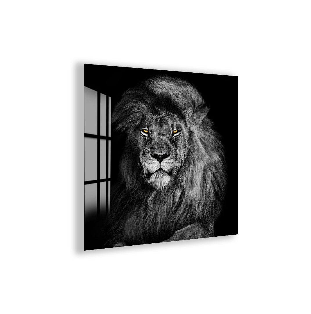 Majestic Lion Glass Wall Art – Powerful Black and White Animal Portrait