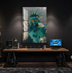 Cool Statue of Liberty Glass Wall Art – Modern Urban Pop Culture Decor