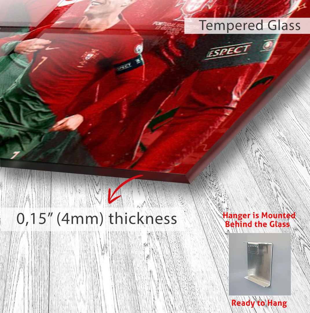 Cristiano Ronaldo Glass Wall Art – Football Legend Sports Decor for Modern Interiors