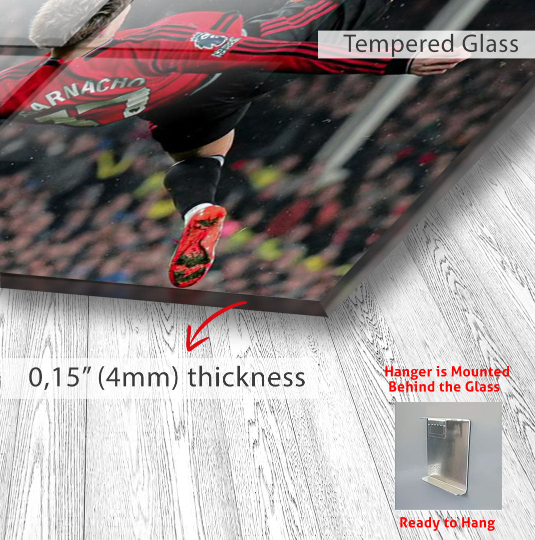 Alejandro Garnacho Glass Wall Art – Bicycle Kick Football Sports Decor for Modern Interiors